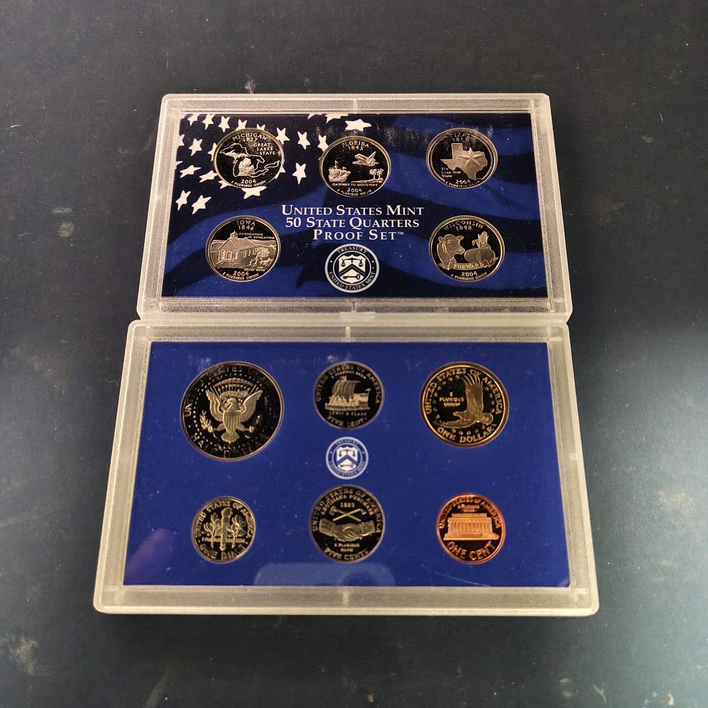 【全场包邮】纯粹捡漏拍515场 美国2004年官方封装精制套币（流通币一盒+州币一盒）-盒证全