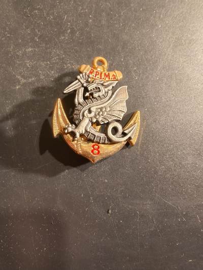 老王徽章第188期 - 法国海军陆战队第8步兵团证章