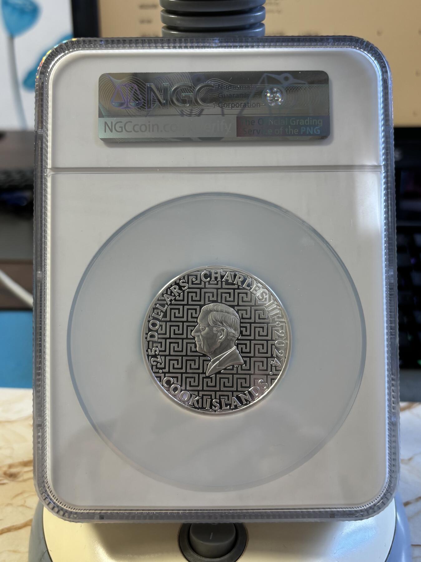 第195期拍卖 库克2024年圣托里尼岛高浮雕5盎司纪念银币NGC-PF70首，999银，发行555枚