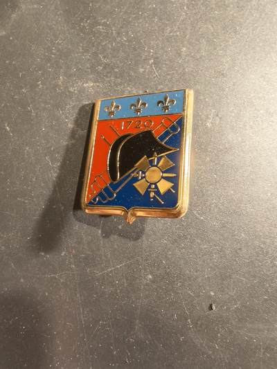 老王徽章第188期 - 法国陆军第4炮兵团证章