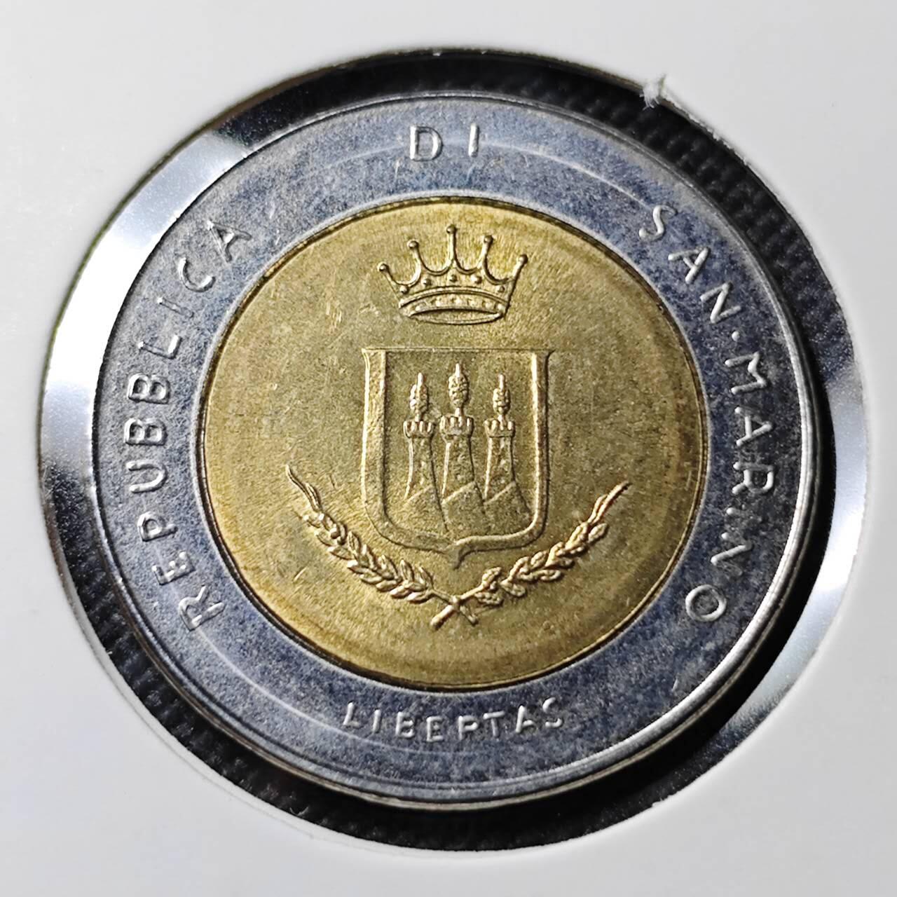 KK钱币收藏小铺   套币专场 2月预留时间 周末发货   圣马力诺500里拉双色币 好品