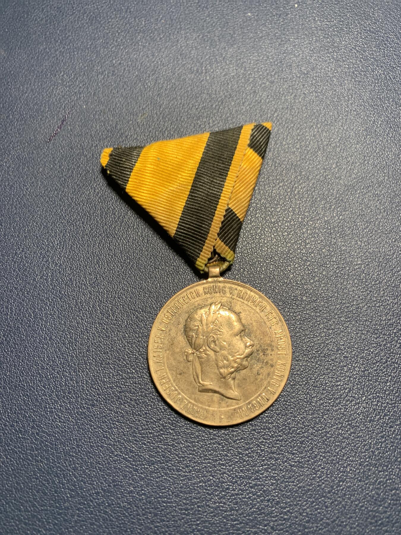 欢度清明，直接出价就行，这场不读秒到点直接结拍。 奥匈帝国庚子事变奖章