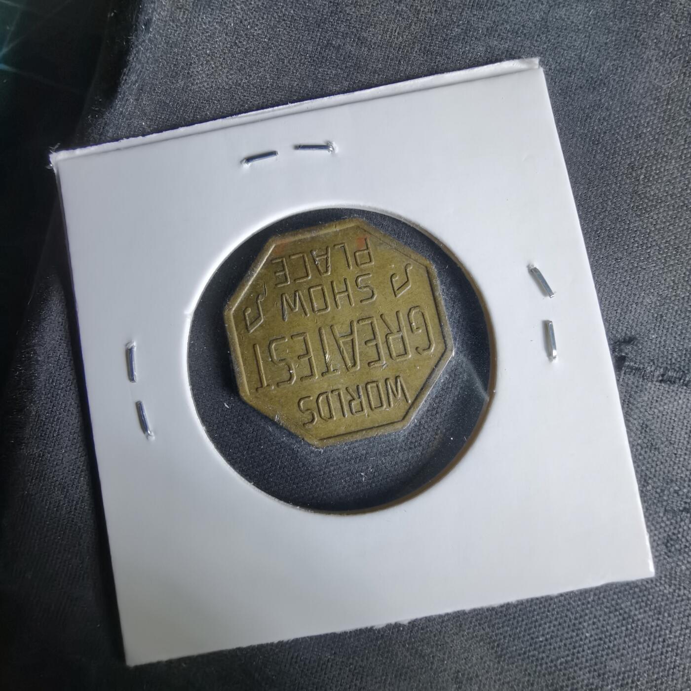 沼泽如烟--第1033场 纽约Show World Center脱衣舞俱乐部八角形代币