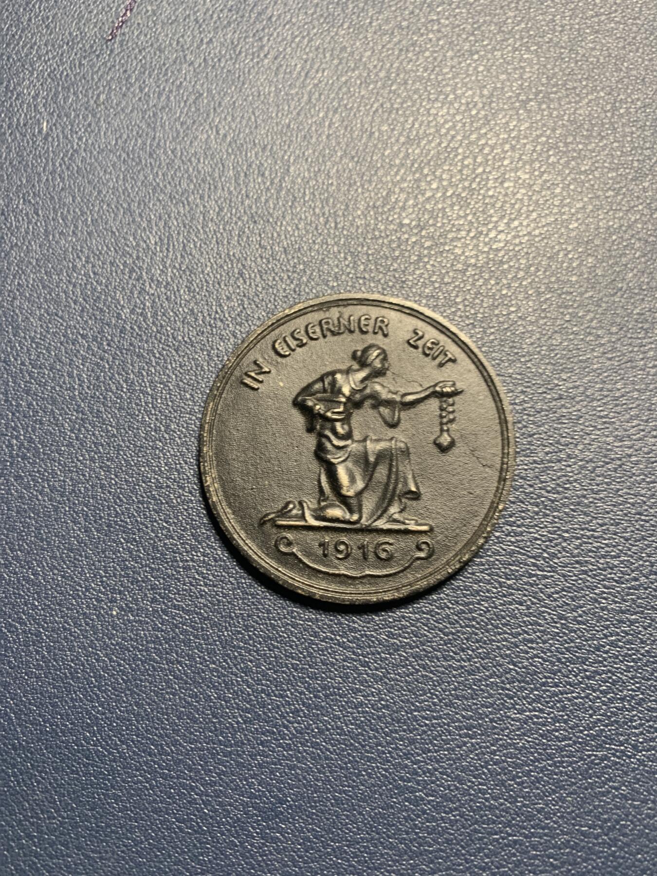 欢度清明，直接出价就行，这场不读秒到点直接结拍。 普鲁士一战1916献铁奖章