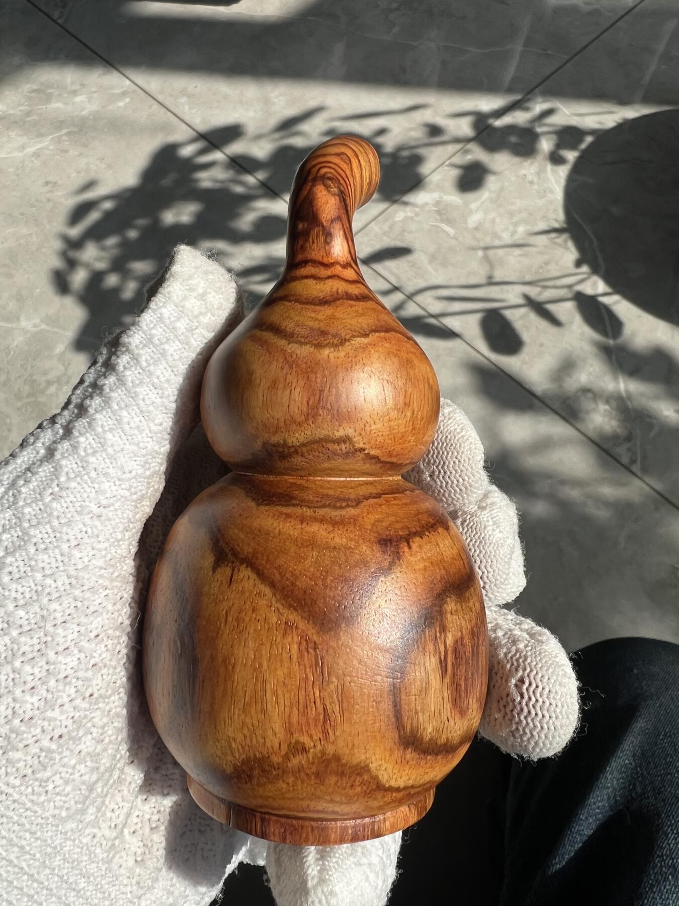 零元拍：对眼越南黄花梨  宝瓶 手把件 福禄（葫芦）大肚 60，小肚 42.5，高 126MM