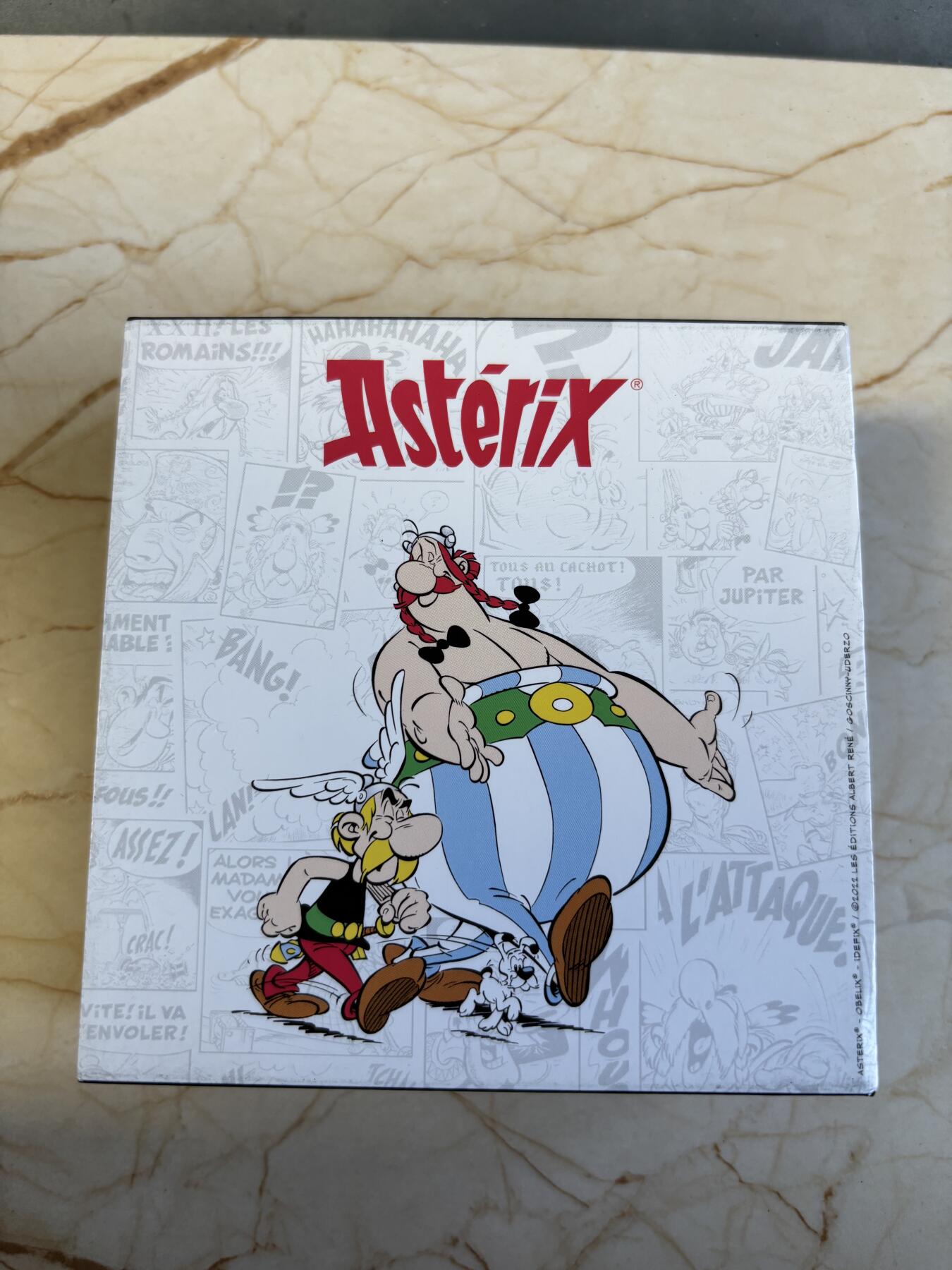 第195期拍卖 法国2022年《高卢勇士》系列宠物狗异形纪念银币，999银，22.2克，发行3000枚