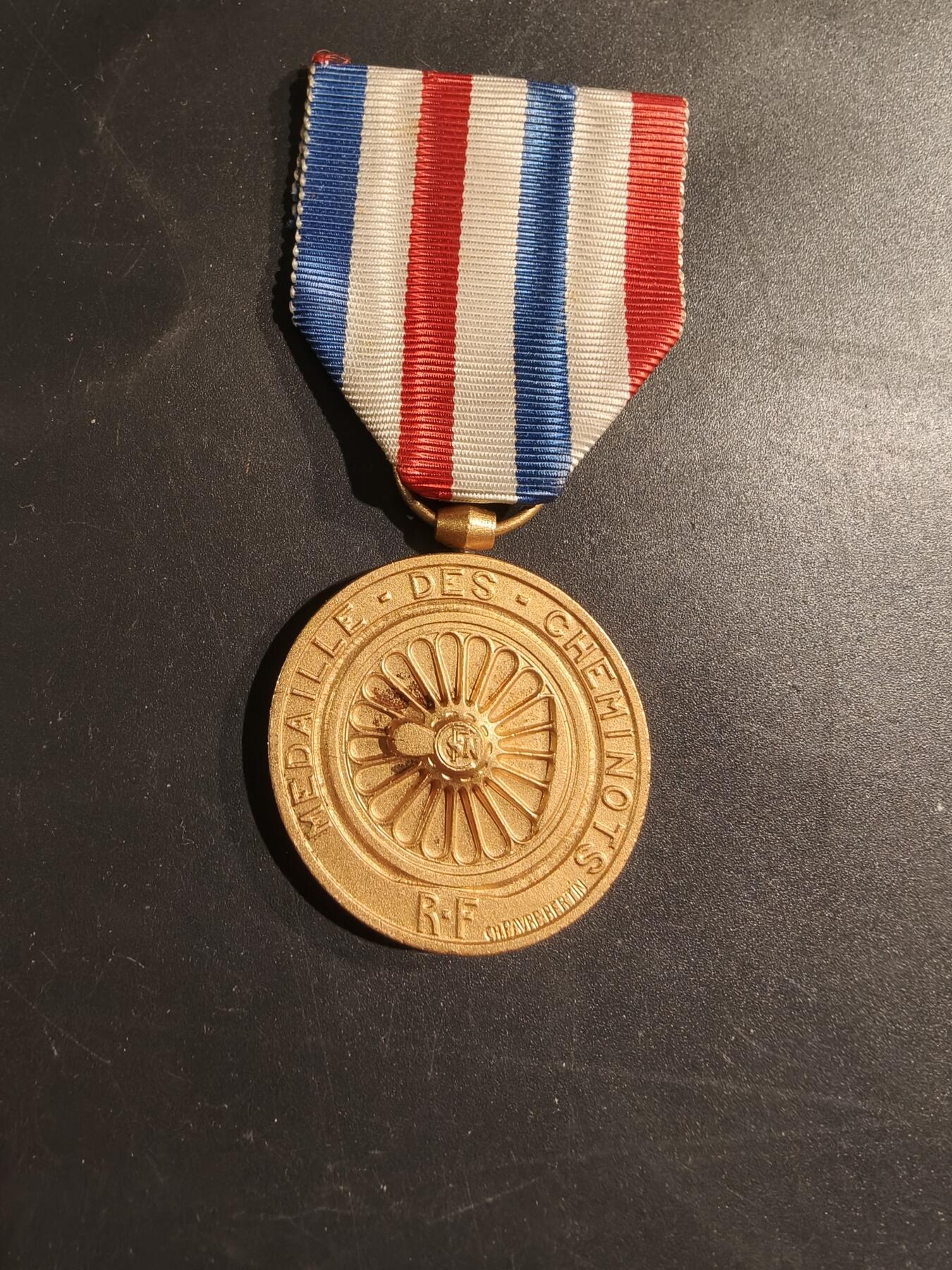 老王徽章第188期