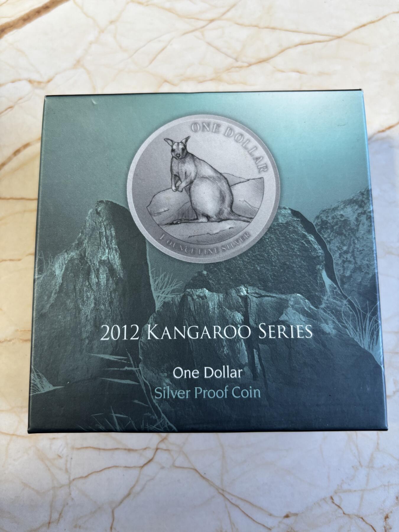 第195期拍卖 澳大利亚2012年澳洲袋鼠系列精制1盎司纪念银币，999银，发行20000枚