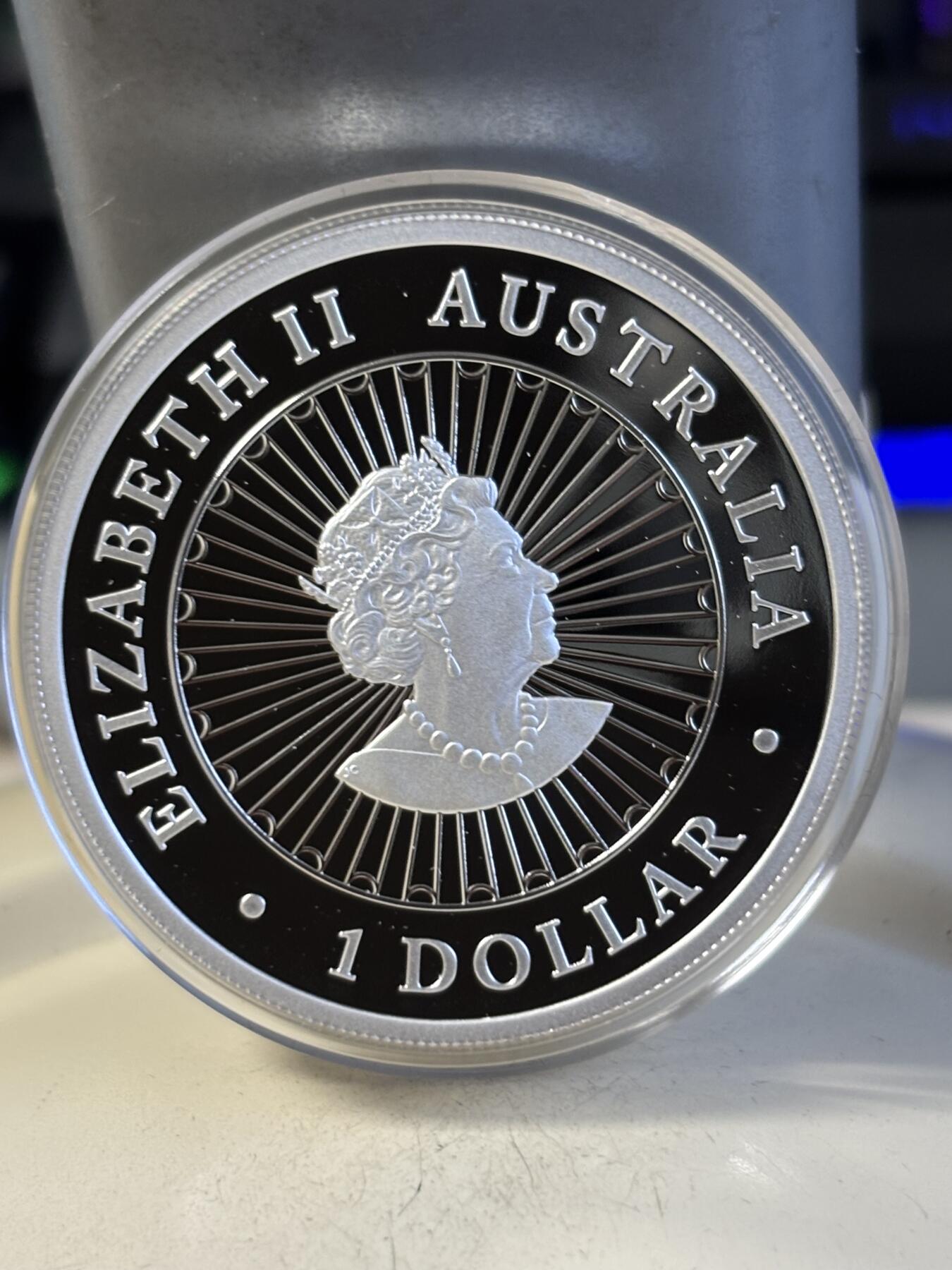 第195期拍卖 澳大利亚2022年南大陆3澳洲鸟类镶嵌蓝色云母1盎司银币，999银，发行5000枚