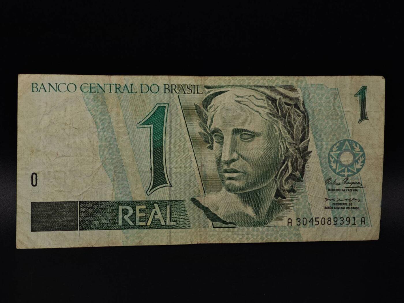  【淘币小摊】限时拍第八百八十四拍   纸币场    每周一统一发货 巴西1雷亚尔纸币【有折】