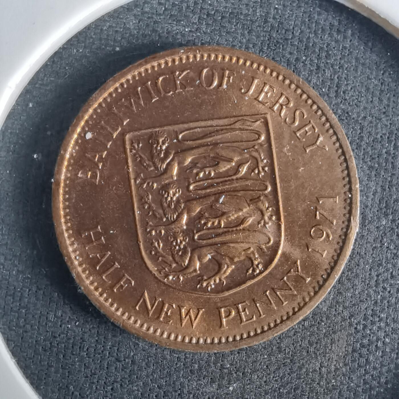 沼泽如烟--第1033场 泽西1971年半便士