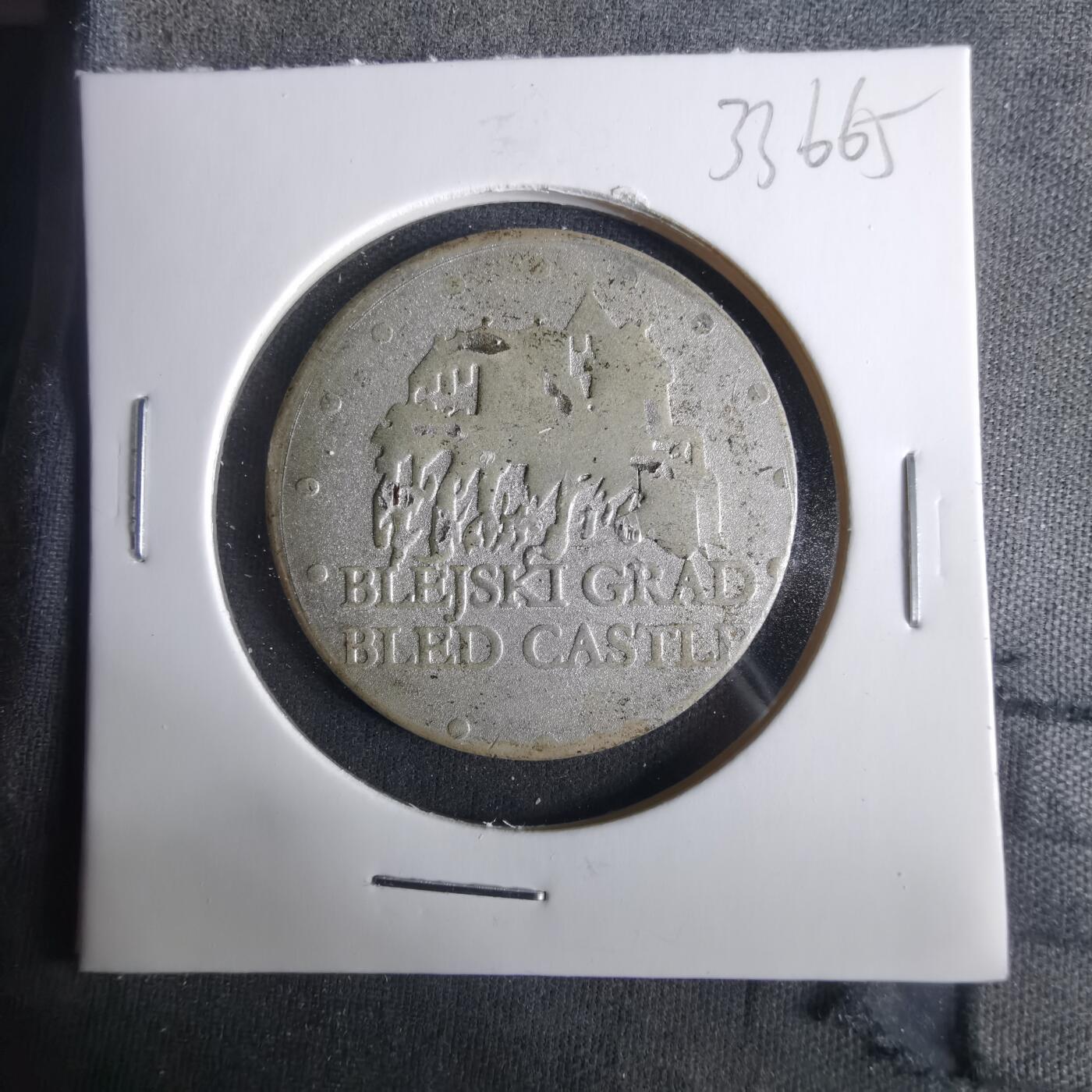 沼泽如烟--第1033场 纪念章