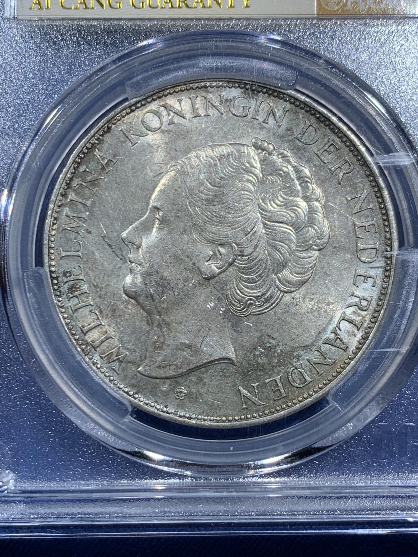 《竞宝斋》第473场 周日，周一 2场连拍 （全场包邮）欢迎送拍 爱藏 MS62 荷兰 1939年 威廉明娜 2.5盾 银币，非常自然的包浆