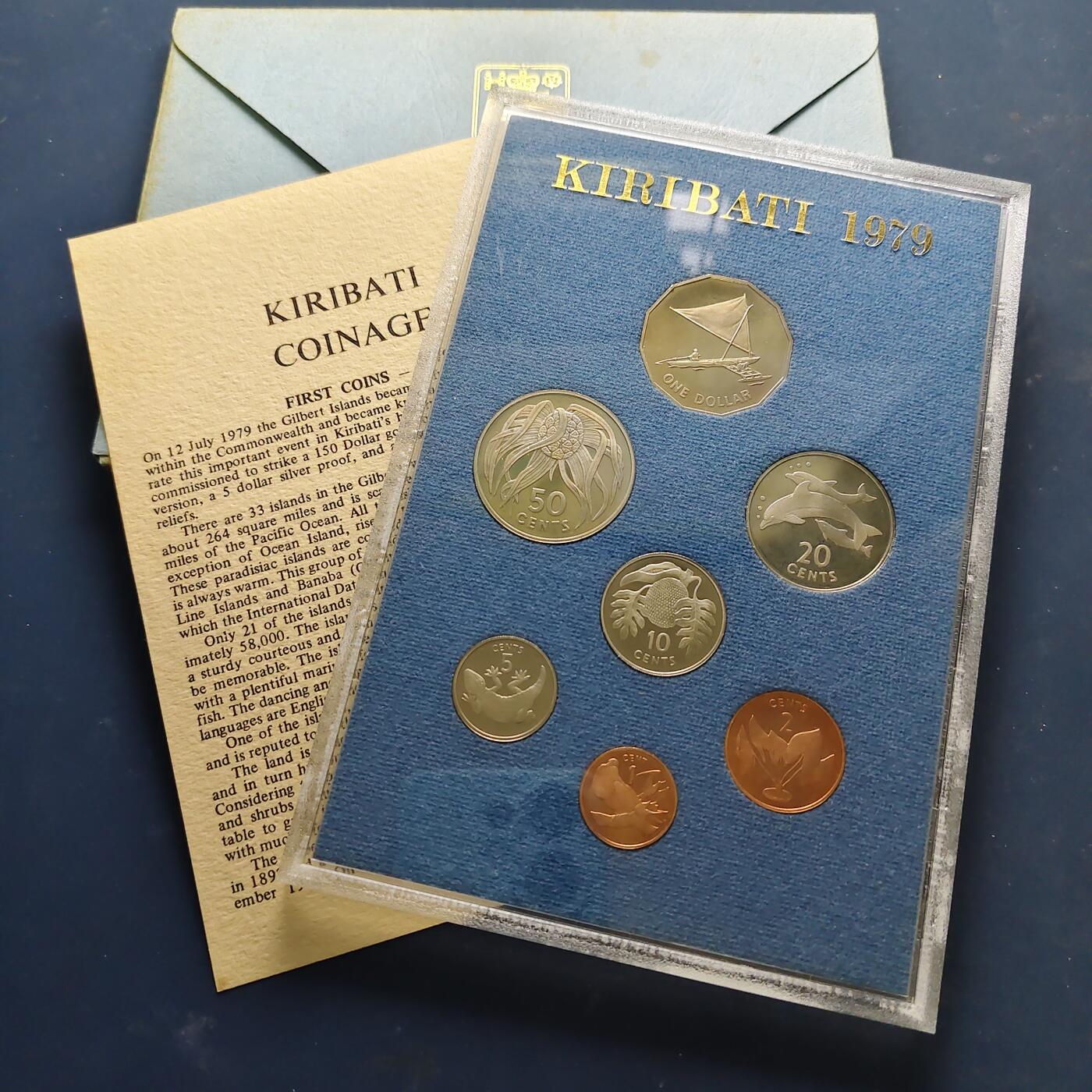 【全场包邮】纯粹捡漏拍515场 基里巴斯1979年皇家厂经典信封装官方精制套币-PS1