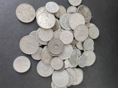 猩哥外币小铺➨【第224场】 - 日本币60个