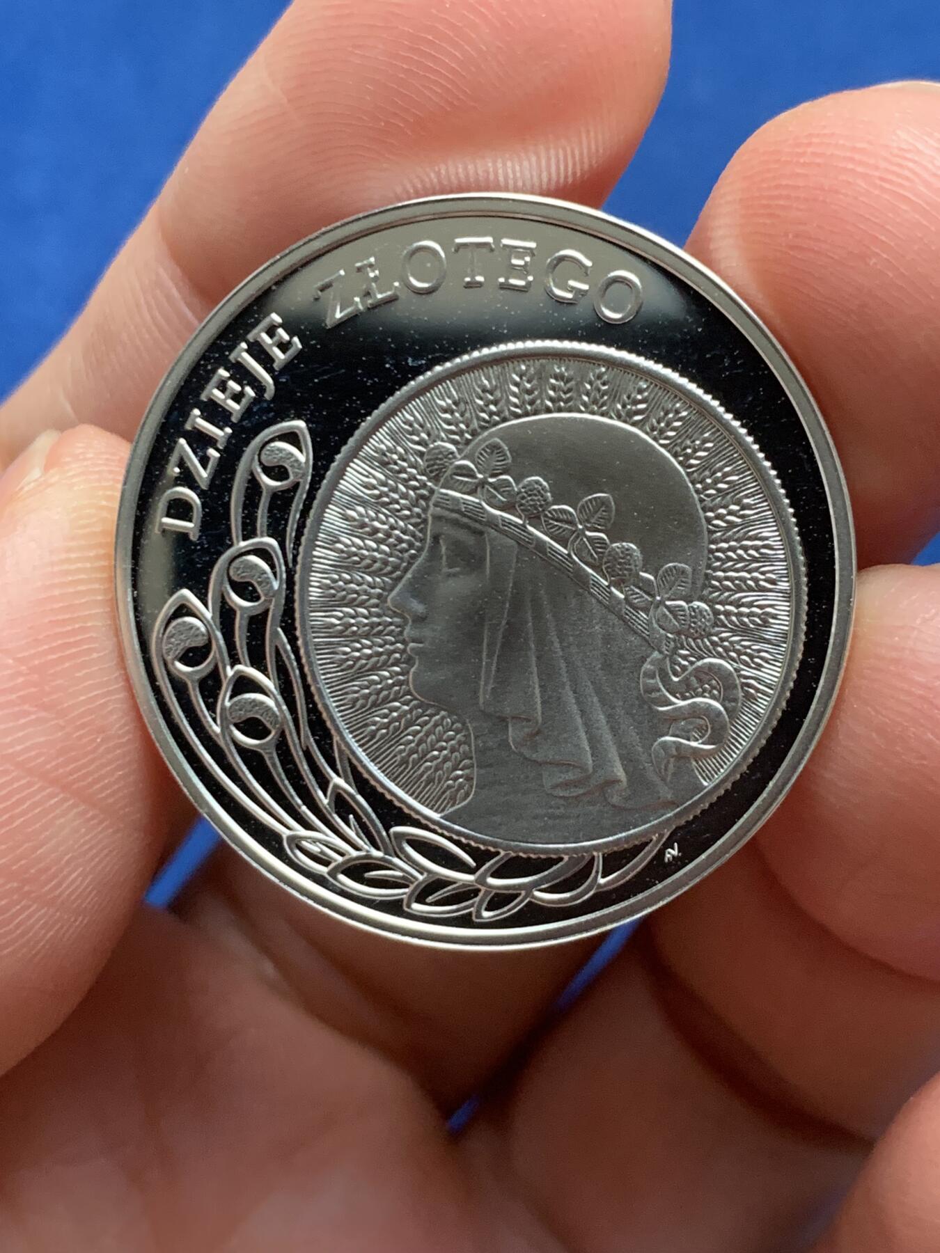 《竞宝斋》第473场 周日，周一 2场连拍 （全场包邮）欢迎送拍 波兰2006年兹罗提的历史10兹罗提精制银币 14.2克 925银