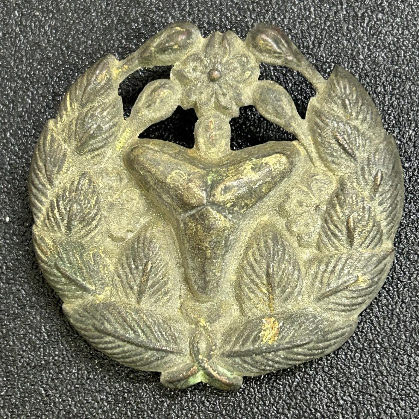 西秦中古拍卖第八十一期  不忘历史·抗战收藏 日本消防早期大帽徽