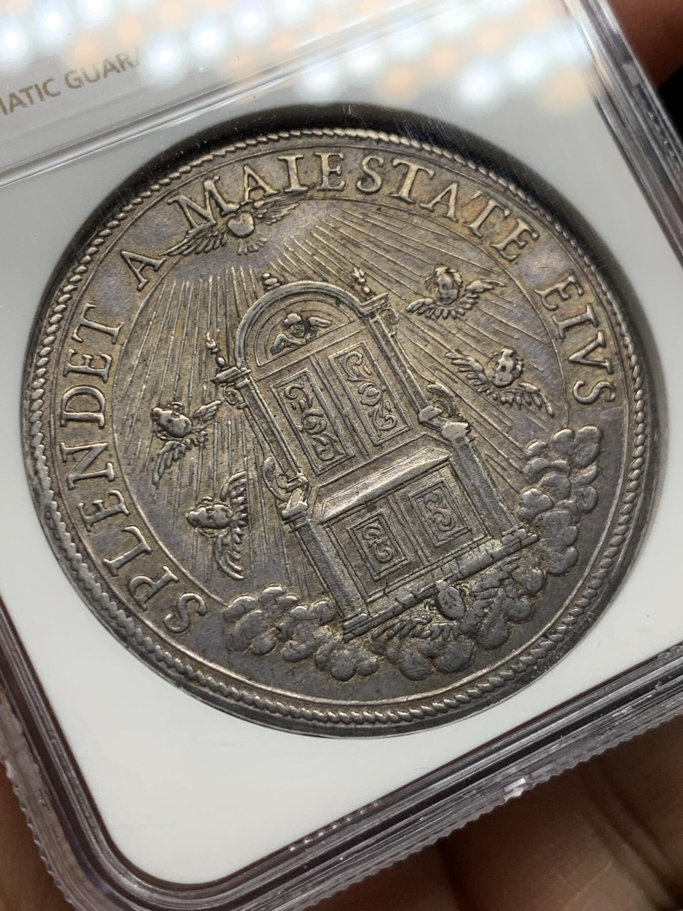 《竞宝斋》第473场 周日，周一 2场连拍 （全场包邮）欢迎送拍 唯一亚军分 NGC MS61 教皇国 1667-69 克莱门特九世 1P大银币 在位不足3年 对于这个教皇的币来说 每一枚都是不可多得的藏品 昆克AU品裸币3.6W成交