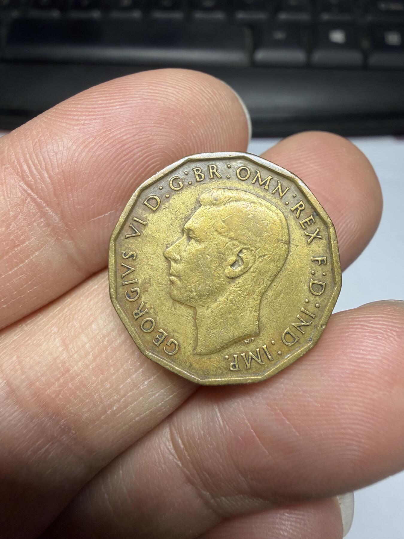 2026年集古藏今外币拍卖第三期-第7场—（总第317拍），可以寄存60天，满160元包邮。 1941年英国3便士