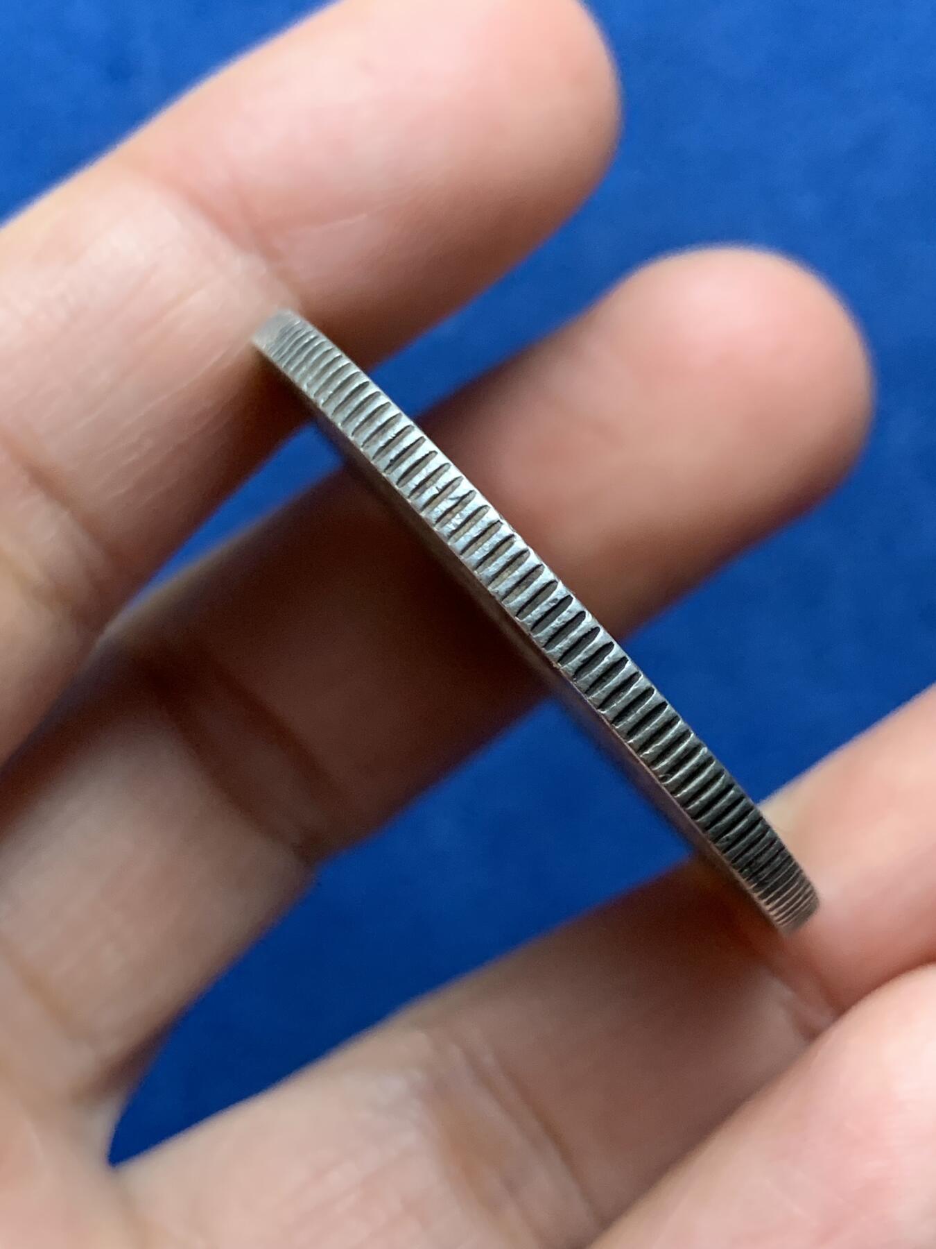 《竞宝斋》第473场 周日，周一 2场连拍 （全场包邮）欢迎送拍 法属印支 1906年A 坐洋1皮亚斯特银币 原味带彩带光