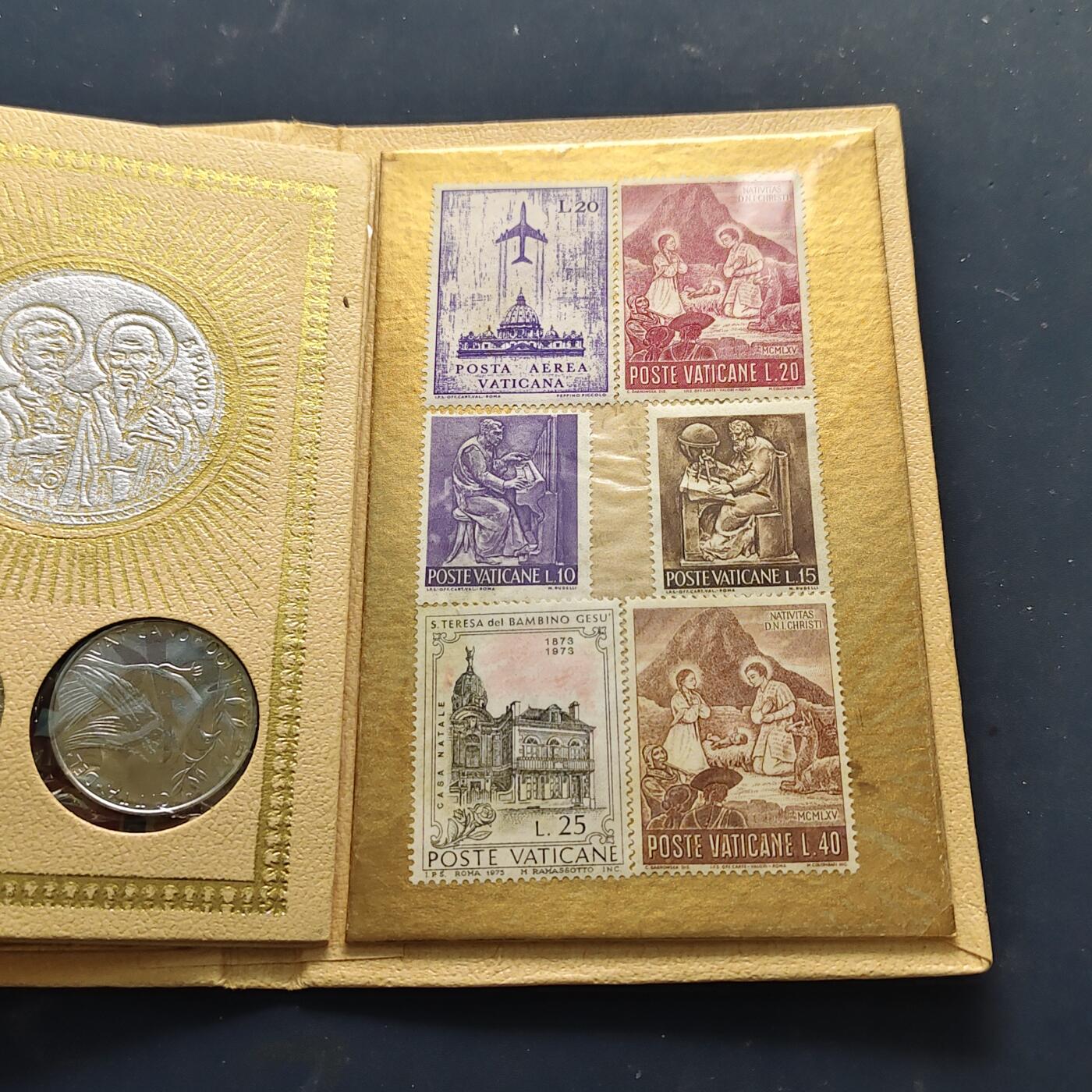 【全场包邮】纯粹捡漏拍514场 梵蒂冈旅游纪念邮币手册