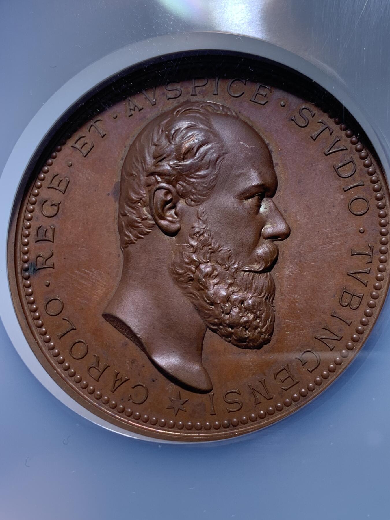 《竞宝斋》第473场 周日，周一 2场连拍 （全场包邮）欢迎送拍 NGC MS63BN 德国1877符腾堡公国蒂宾根大学建校400周年铜章 巧克力色图案饱满 52mm大规格 加大加厚盒装