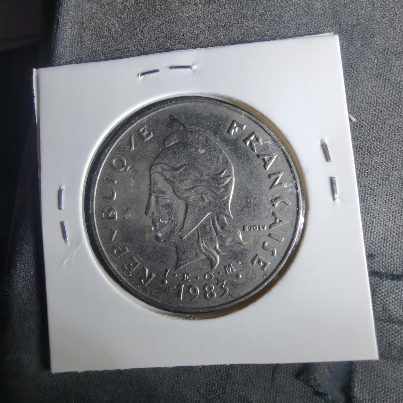 沼泽如烟--第1033场 法属新喀里多尼亚1983年50法郎