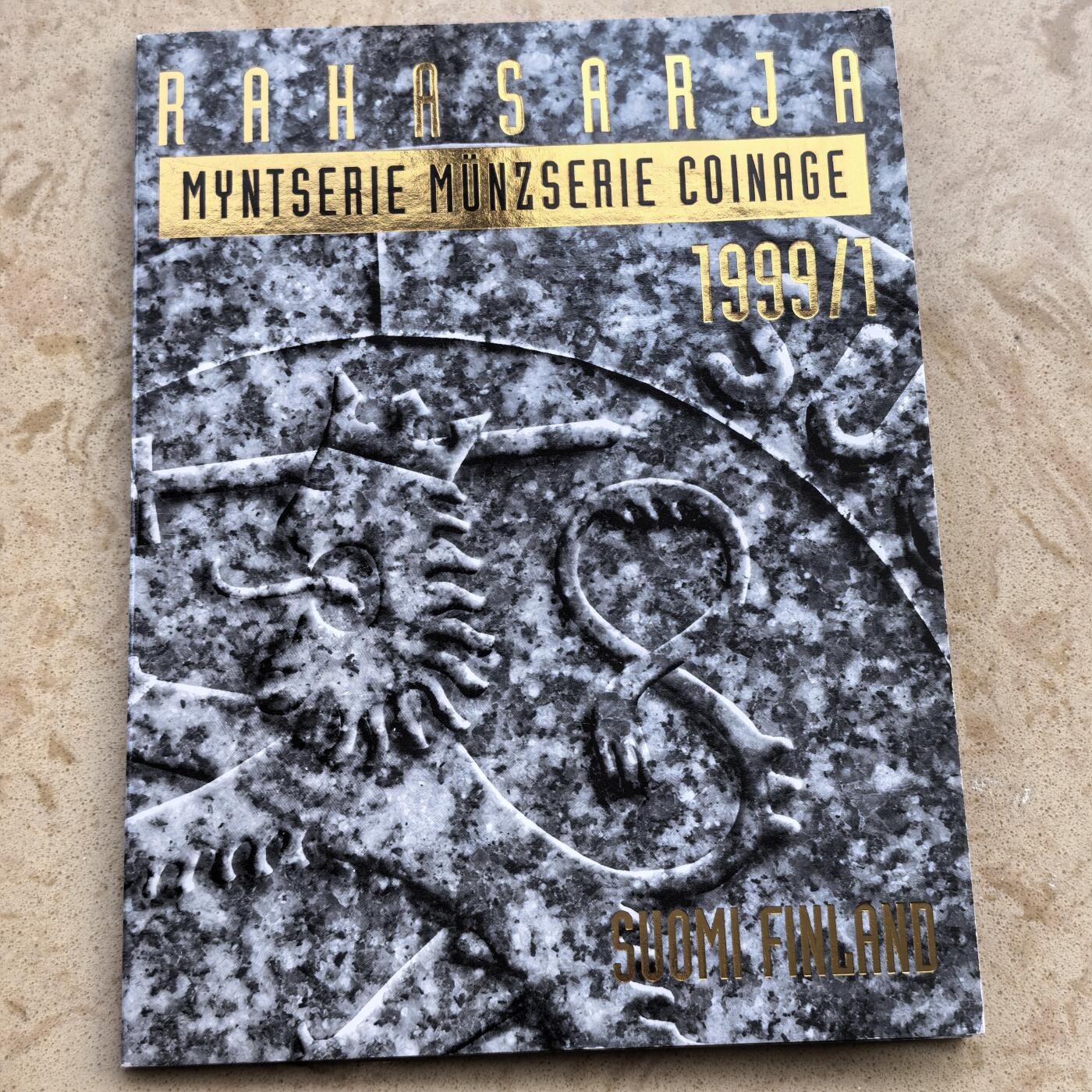 道一币馆币章第一百七十场 原包装 芬兰1999年加入欧元区纪念套币五枚+纪念章