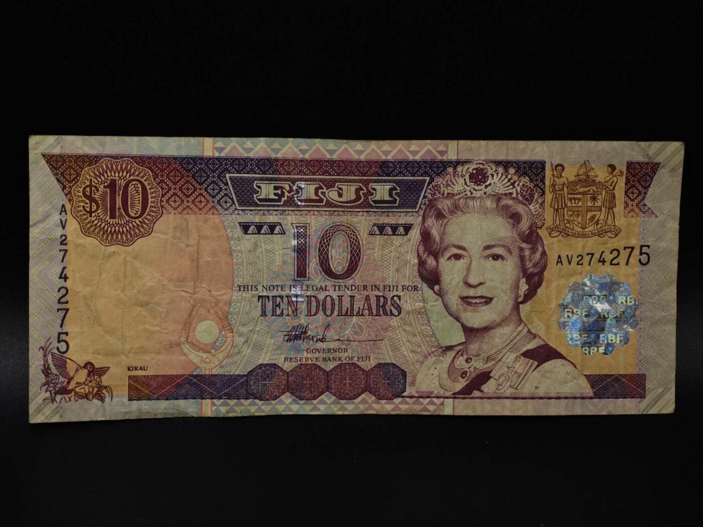  【淘币小摊】限时拍第八百八十四拍   纸币场    每周一统一发货 斐济10元纸币【有折】