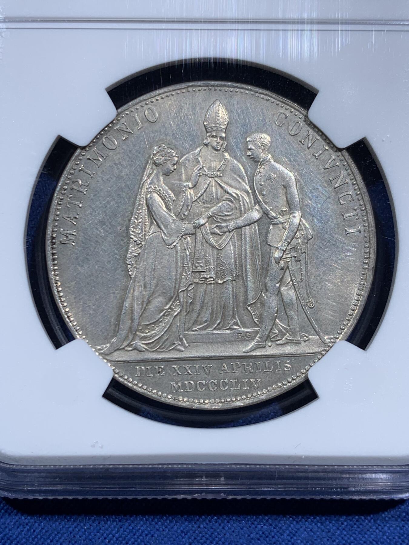 《竞宝斋》第473场 周日，周一 2场连拍 （全场包邮）欢迎送拍 NGC-MS62 奥匈帝国 奥地利 1854年 茜茜公主大婚 2盾大银币 25.9克大银币