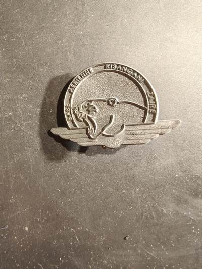 老王徽章第188期 - 扎伊尔基桑加尼空军基地证章