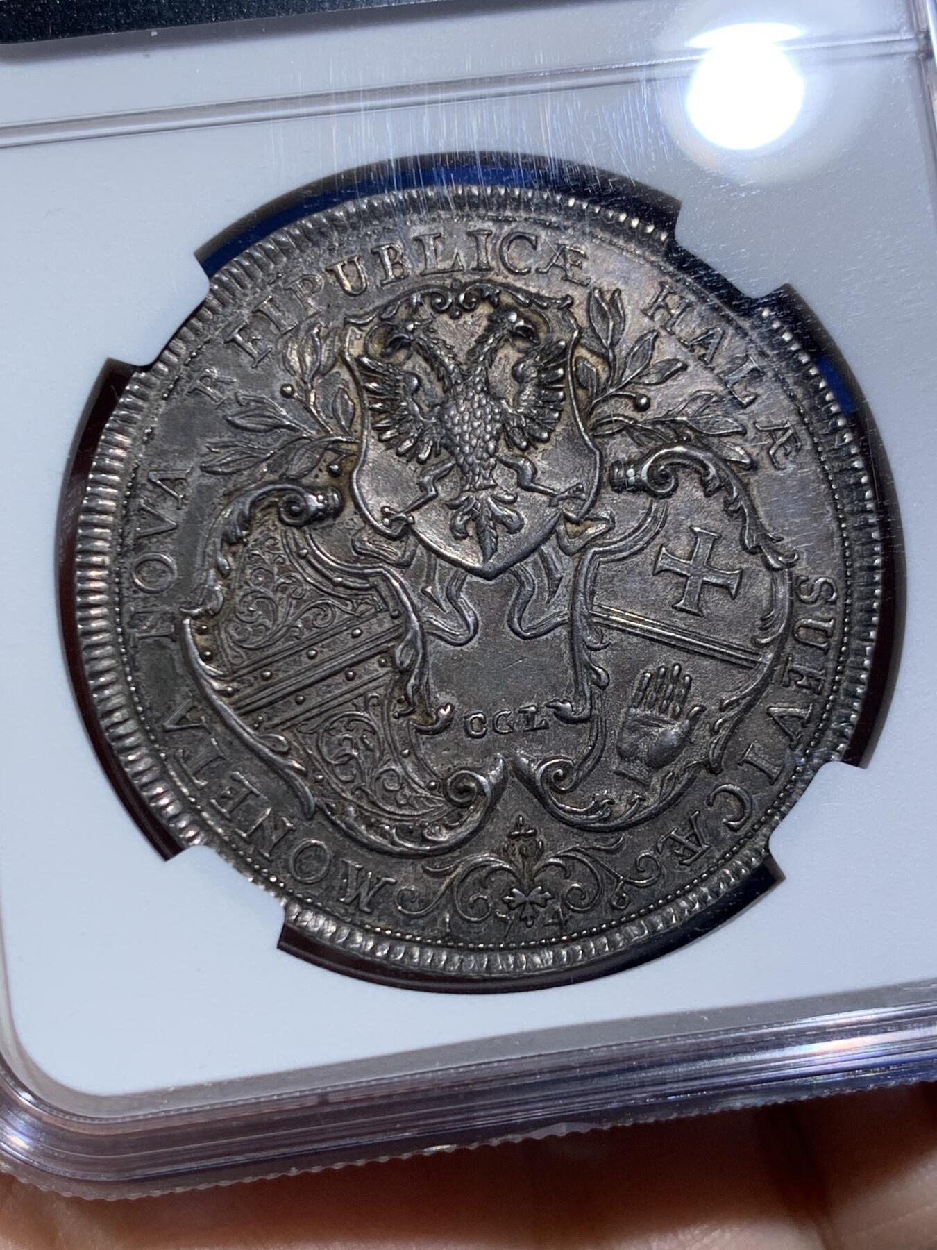 《竞宝斋》第473场 周日，周一 2场连拍 （全场包邮）欢迎送拍 NGC MS62 神圣罗马帝国 1746年 德国 哈尔自由市三盾徽大泰勒银币 发行量仅800枚 精细高浮雕神罗皇帝的弗朗西斯一世（玛利亚特蕾莎的丈夫）包浆深邃 高点保持的很好 感觉低评