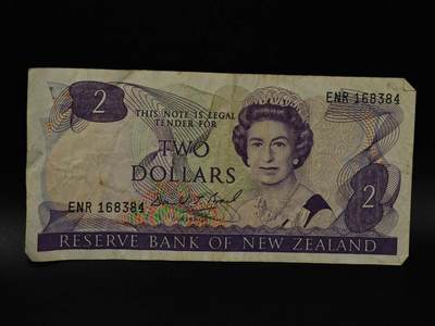  【淘币小摊】限时拍第八百八十四拍   纸币场    每周一统一发货 - 新西兰2元纸币【有折】