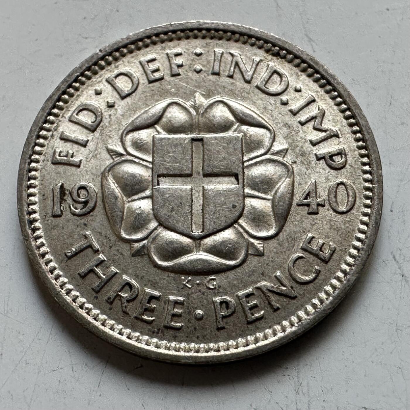 🌹外币初藏🌹🐯2026年第34场   每周二四六晚8️⃣点 接代拍 英国1940年乔治六世 3便士银币 1.41g 16.0mm 50%银