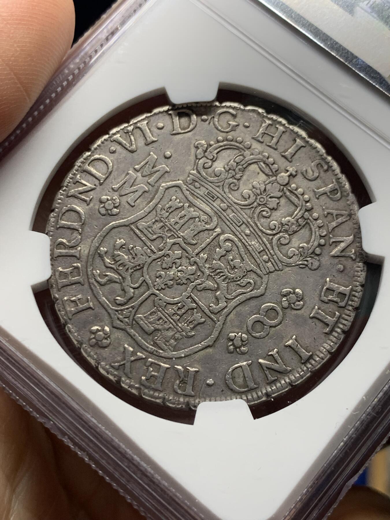 《竞宝斋》第473场 周日，周一 2场连拍 （全场包邮）欢迎送拍 NGC XF45 西属墨西哥 1759年 8里亚尔 地球双柱大银币 细节较美的一枚 浅彩老包浆 温润原光 实物漂亮 出分不易 西属经典必备品种