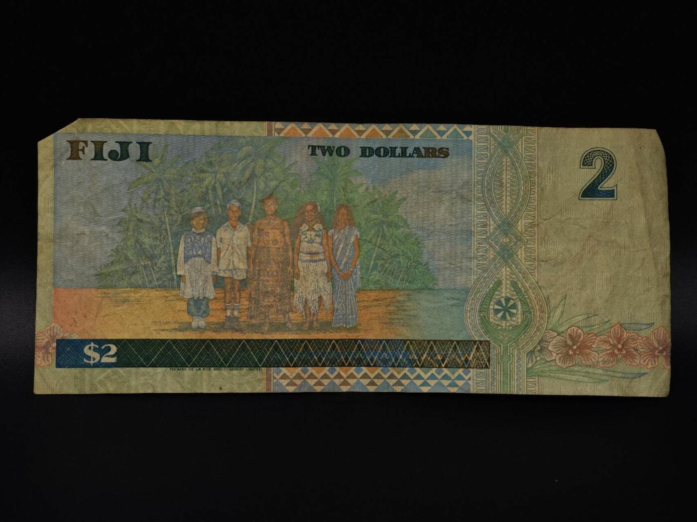  【淘币小摊】限时拍第八百八十四拍   纸币场    每周一统一发货 斐济2元纸币【有折】