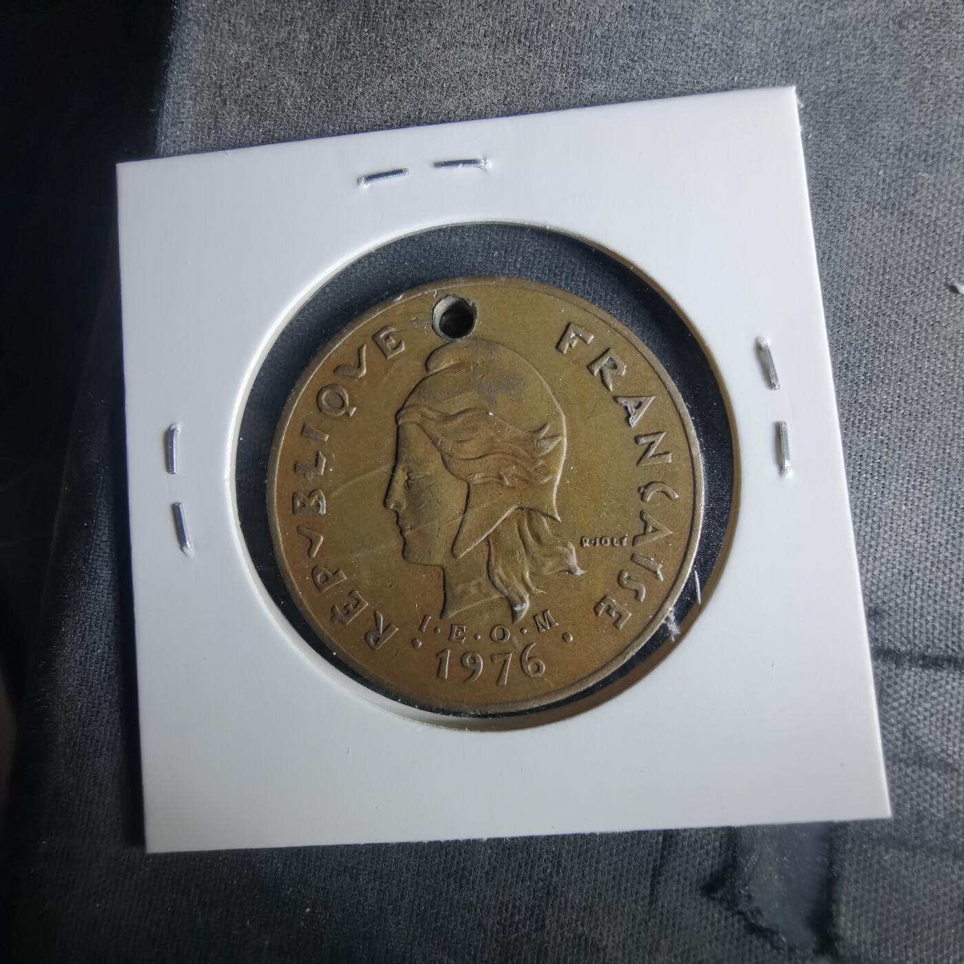 沼泽如烟--第1033场 法属新喀里多尼亚1976年100法郎