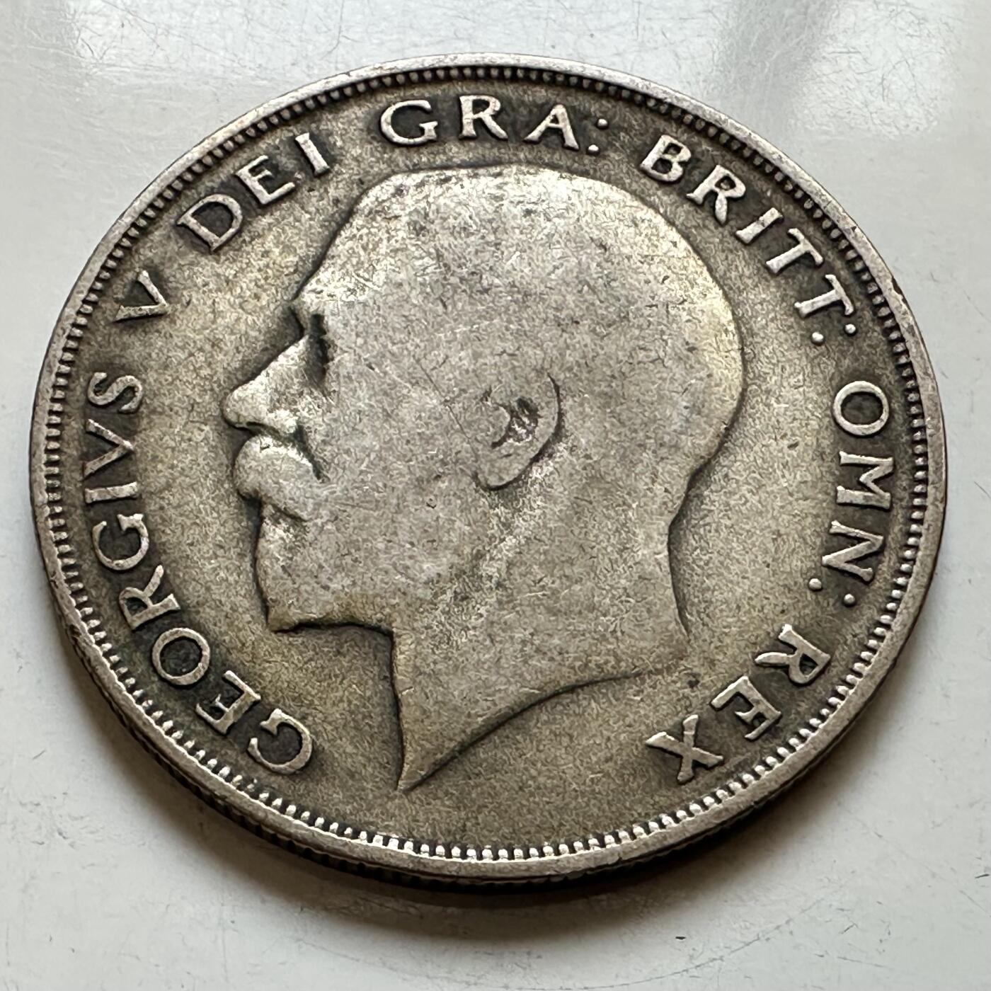 🌹外币初藏🌹🐯2026年第34场   每周二四六晚8️⃣点 接代拍 英国1920年乔治五世 半克朗银币 14.14g 32.3mm 50%银