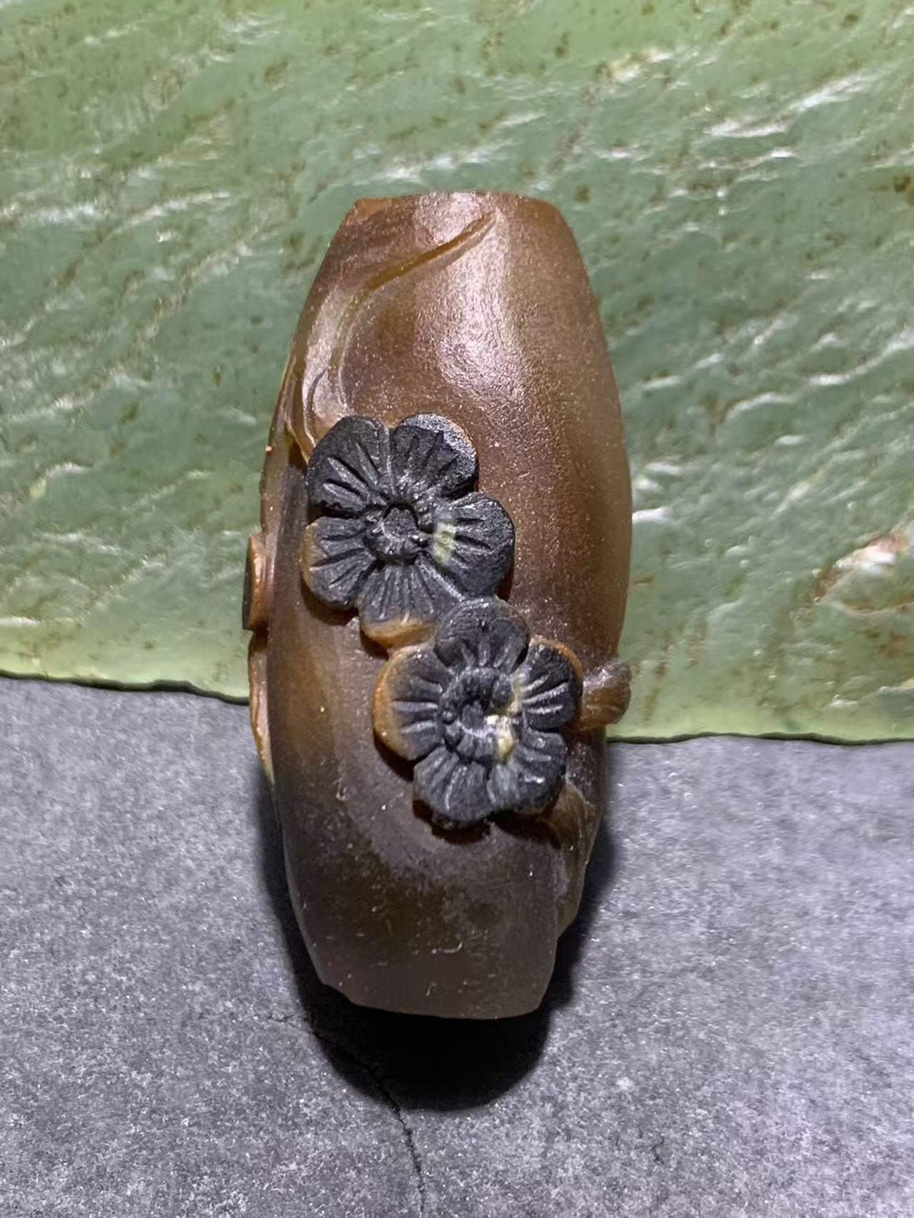 精美亚光高玉化巴西玛瑙手工俏色巧雕喜上眉梢随形吊坠一个