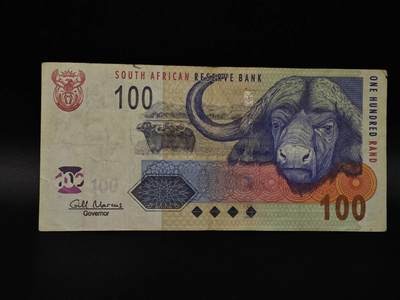  【淘币小摊】限时拍第八百八十四拍   纸币场    每周一统一发货 - 南非100兰德纸币【有折】