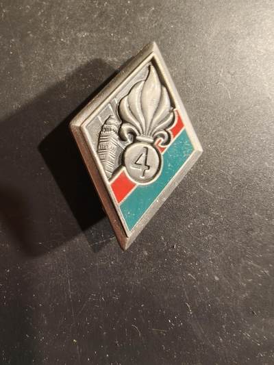 老王徽章第188期 - 法国外籍军团第4步兵团证章