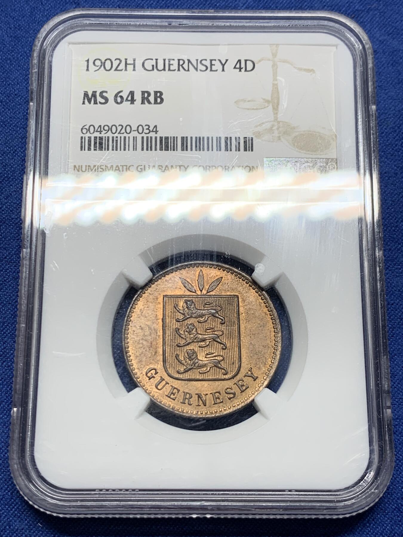 《竞宝斋》第473场 周日，周一 2场连拍 （全场包邮）欢迎送拍 NGC MS64RB 红铜光高分 1902年英属根西岛4D 盾徽上狮子脸清晰 非常讨喜的英国海外领土品种