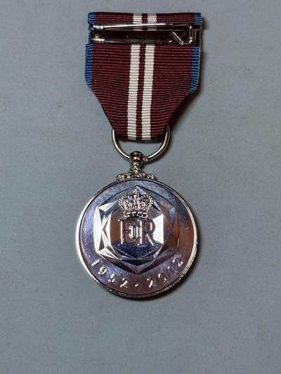 盛世勋华——号角文化勋章邮票专场拍卖第319期 英国2012年伊丽莎白二世登基60周年钻禧纪念奖章 少见带原厂盒