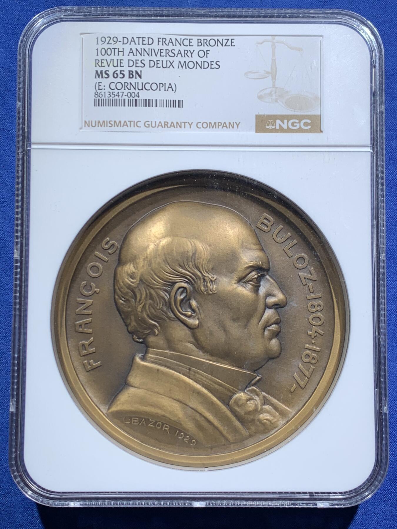 《竞宝斋》第473场 周日，周一 2场连拍 （全场包邮）欢迎送拍 NGC MS65BN 法国 “两世界评论” 创刊百年纪念大铜章，顶级品相 约98mm 重约450克 超大直径，加大加厚盒。3月11日最近记录550英镑成交 附图