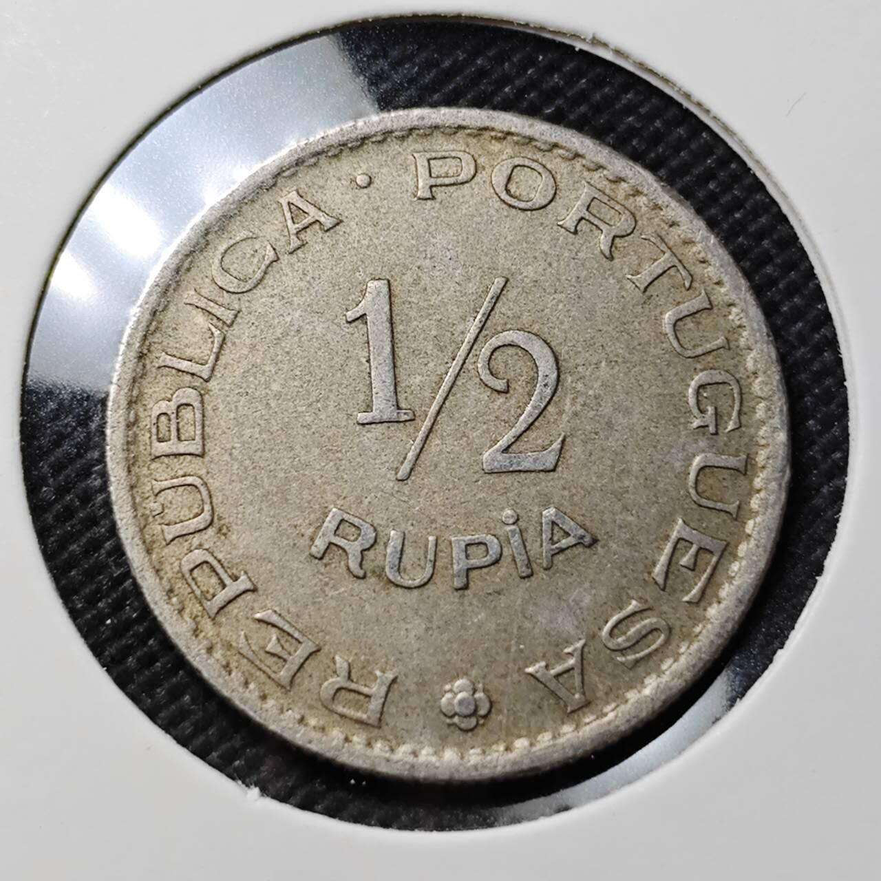 KK钱币收藏小铺   套币专场 2月预留时间 周末发货  1952葡属印度1/2埃斯库多镍币