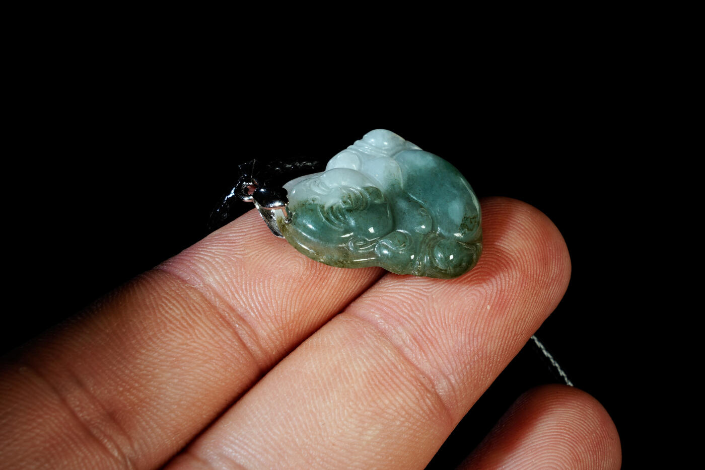 上海都达杂项专场五十八【全场包邮】  天然翡翠精雕《佛公》挂件93-69