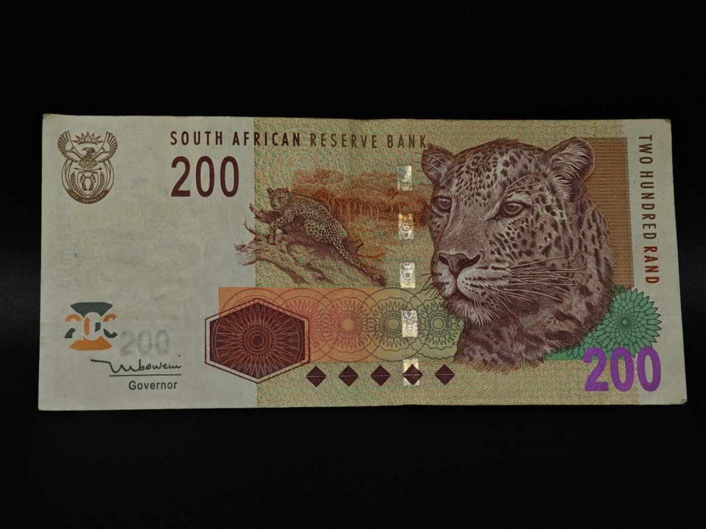  【淘币小摊】限时拍第八百八十四拍   纸币场    每周一统一发货 南非200兰德纸币【有折】