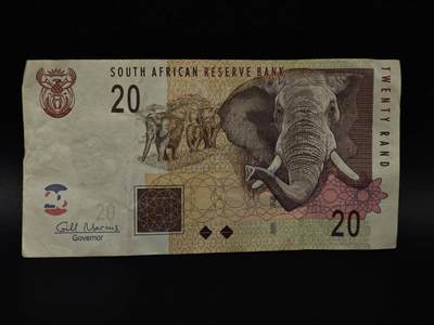  【淘币小摊】限时拍第八百八十四拍   纸币场    每周一统一发货 - 南非20兰德纸币【有折】