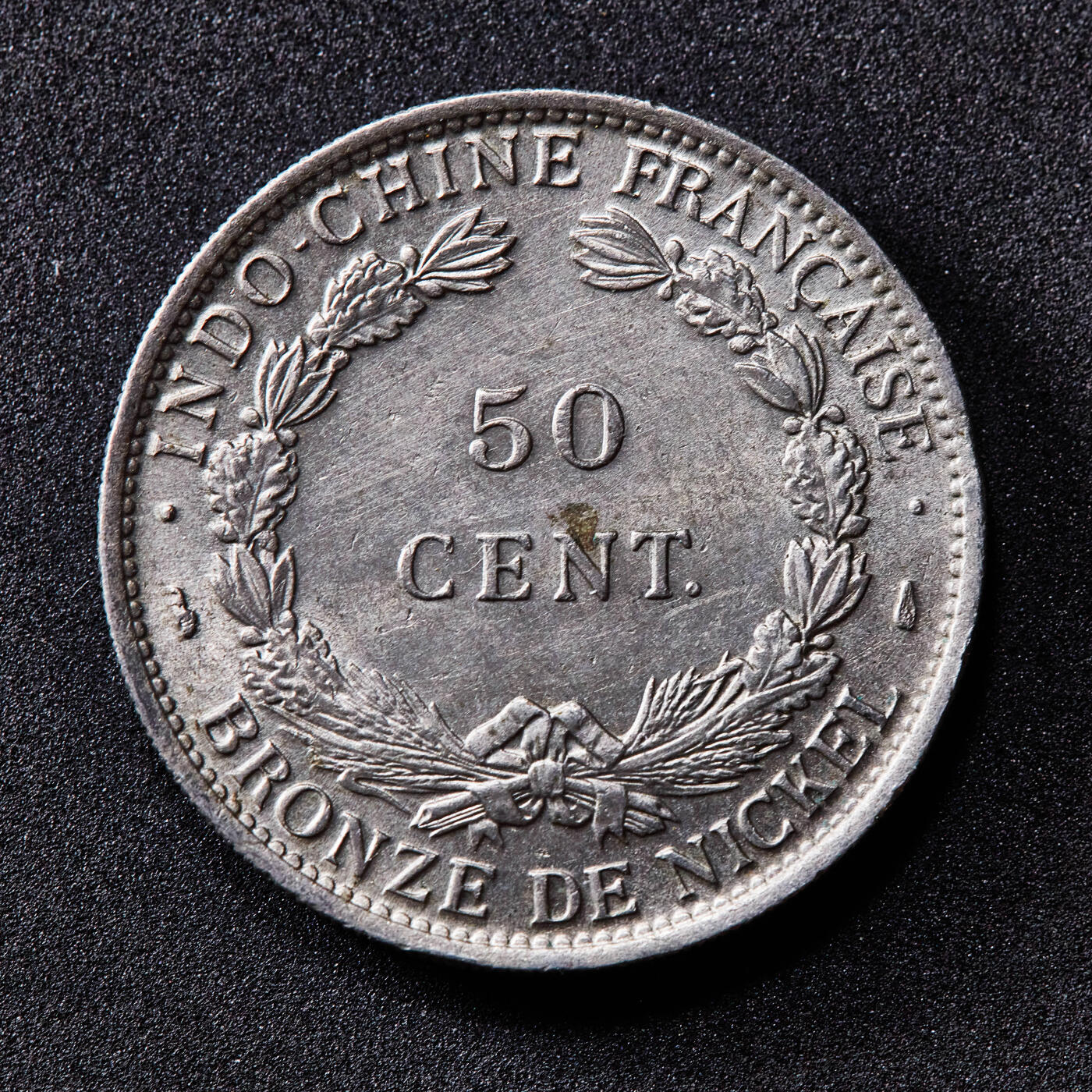 【俄甄集藏】2026年(050)04-01星期三 晚 19:30 全场包邮 法属印度支那1946年坐洋50分镍币，底光犹存