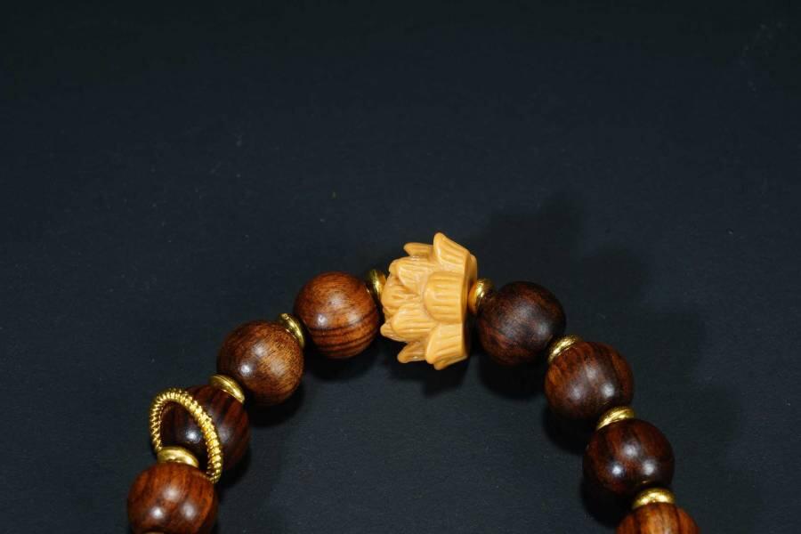 上海都达杂项专场五十八【全场包邮】  海南黄花梨虎皮纹灯笼珠莲花手串 附鉴定证书 93-246